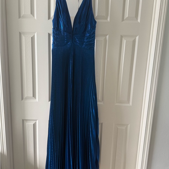 Mac Duggal Shimmering Blue Maxi Dress - Picture 4 of 9